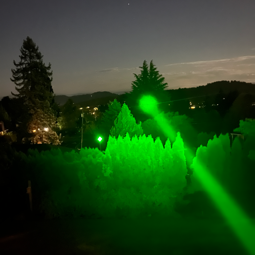 LED Handheld, 18650 "Dual Fuel"